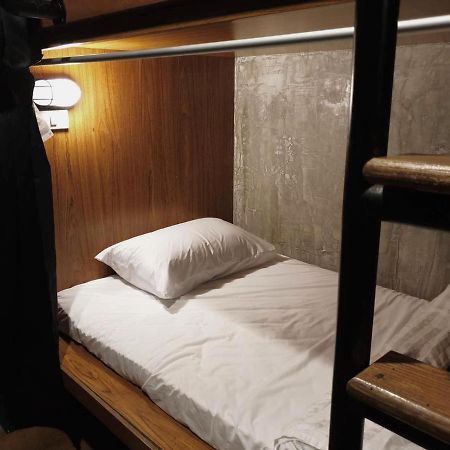 בנגקוק Mystery Hostel מראה חיצוני תמונה