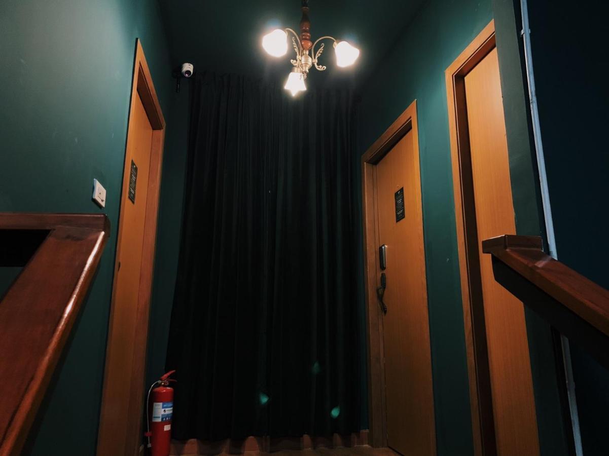 בנגקוק Mystery Hostel מראה חיצוני תמונה